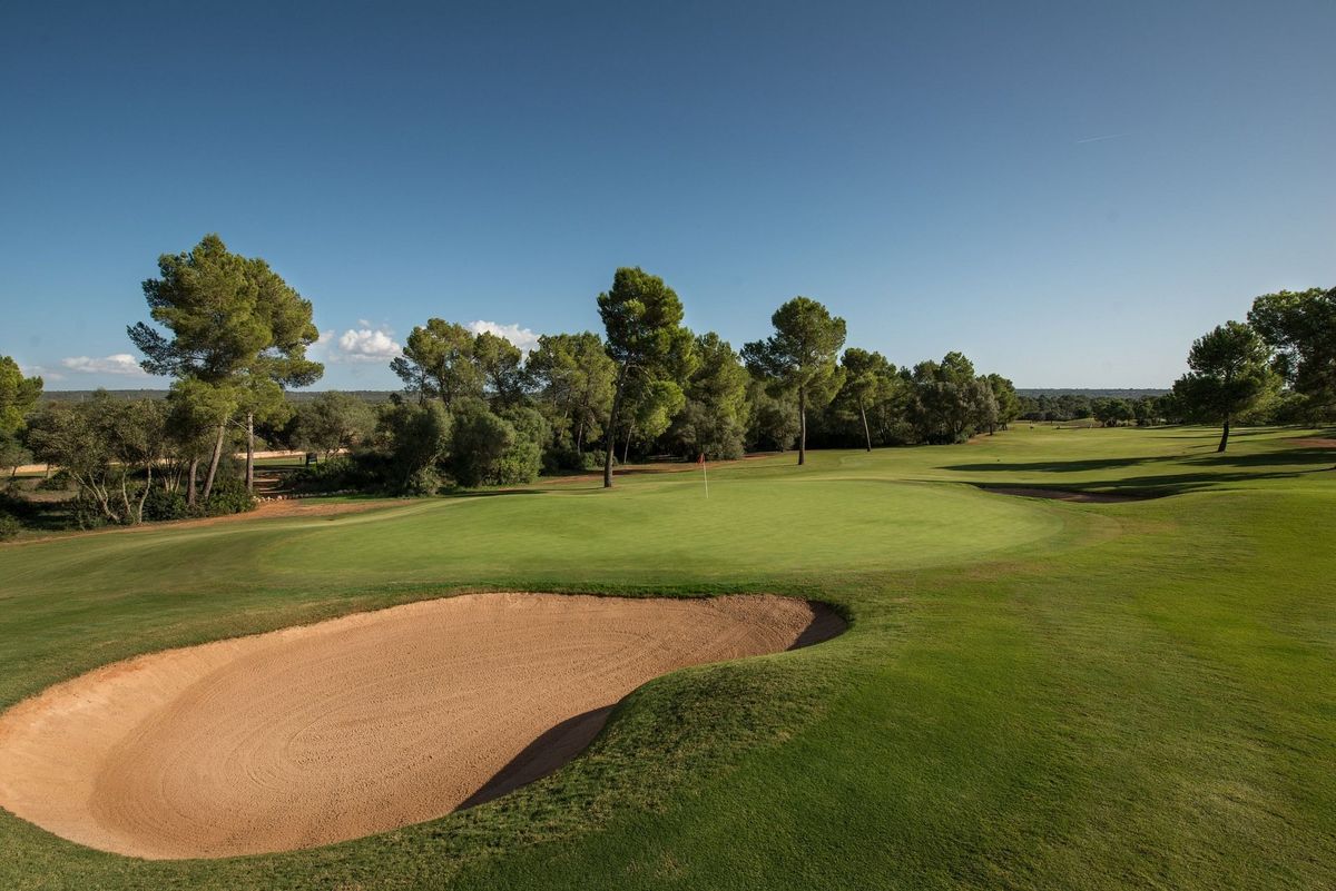 Sand bunker beside the fairway at T-Golf Palma Puntiró, Mallorca